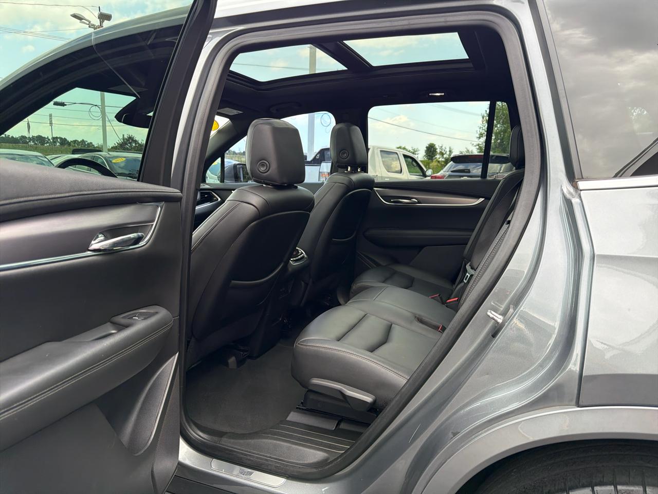 Cadillac XT6 FWD 4dr Luxury 2021