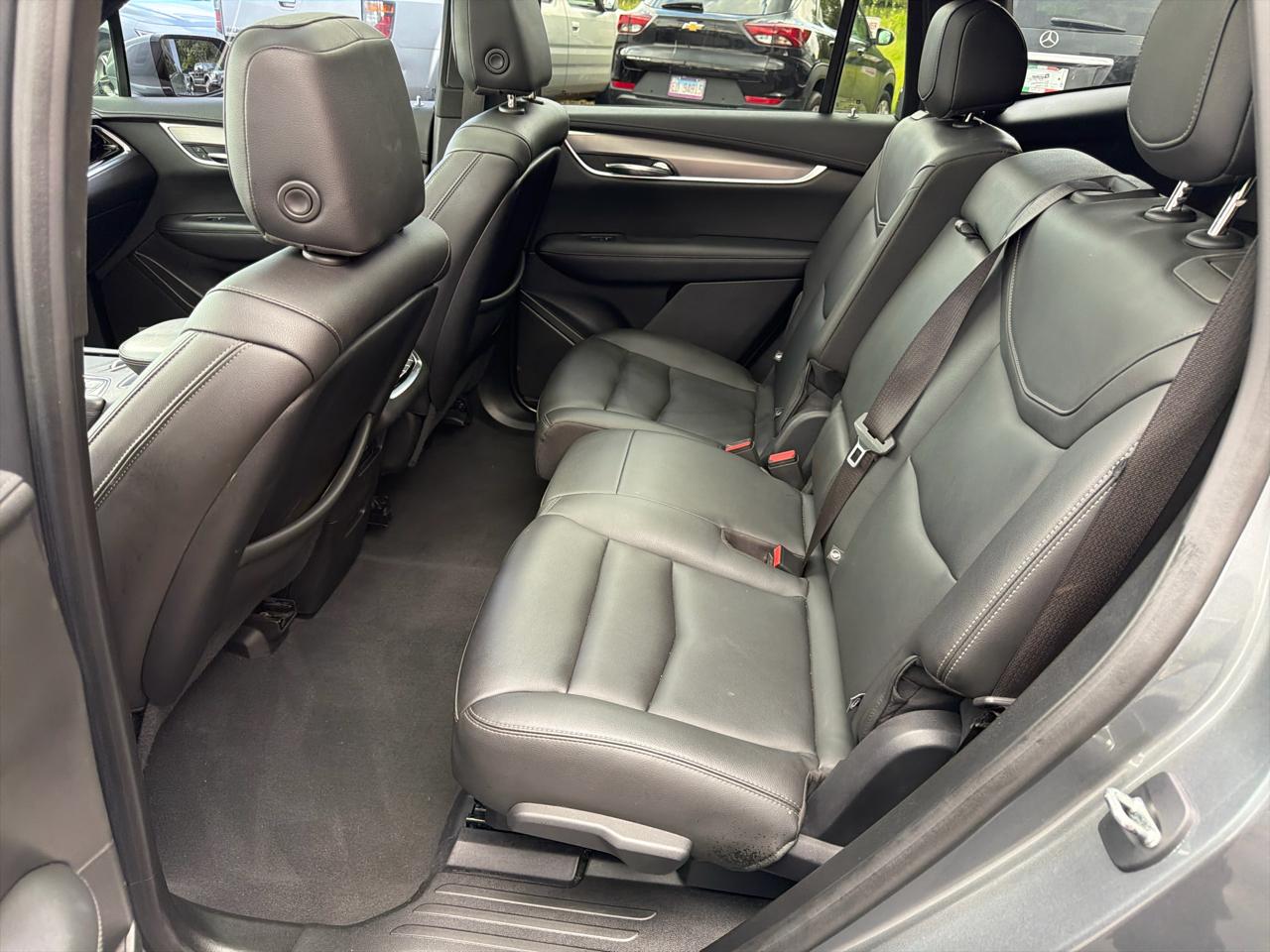 Cadillac XT6 FWD 4dr Luxury 2021