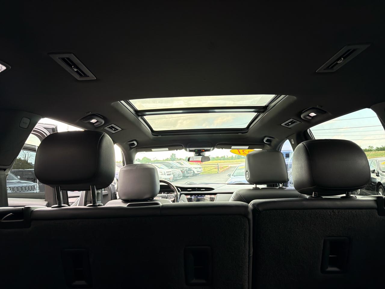 Cadillac XT6 FWD 4dr Luxury 2021
