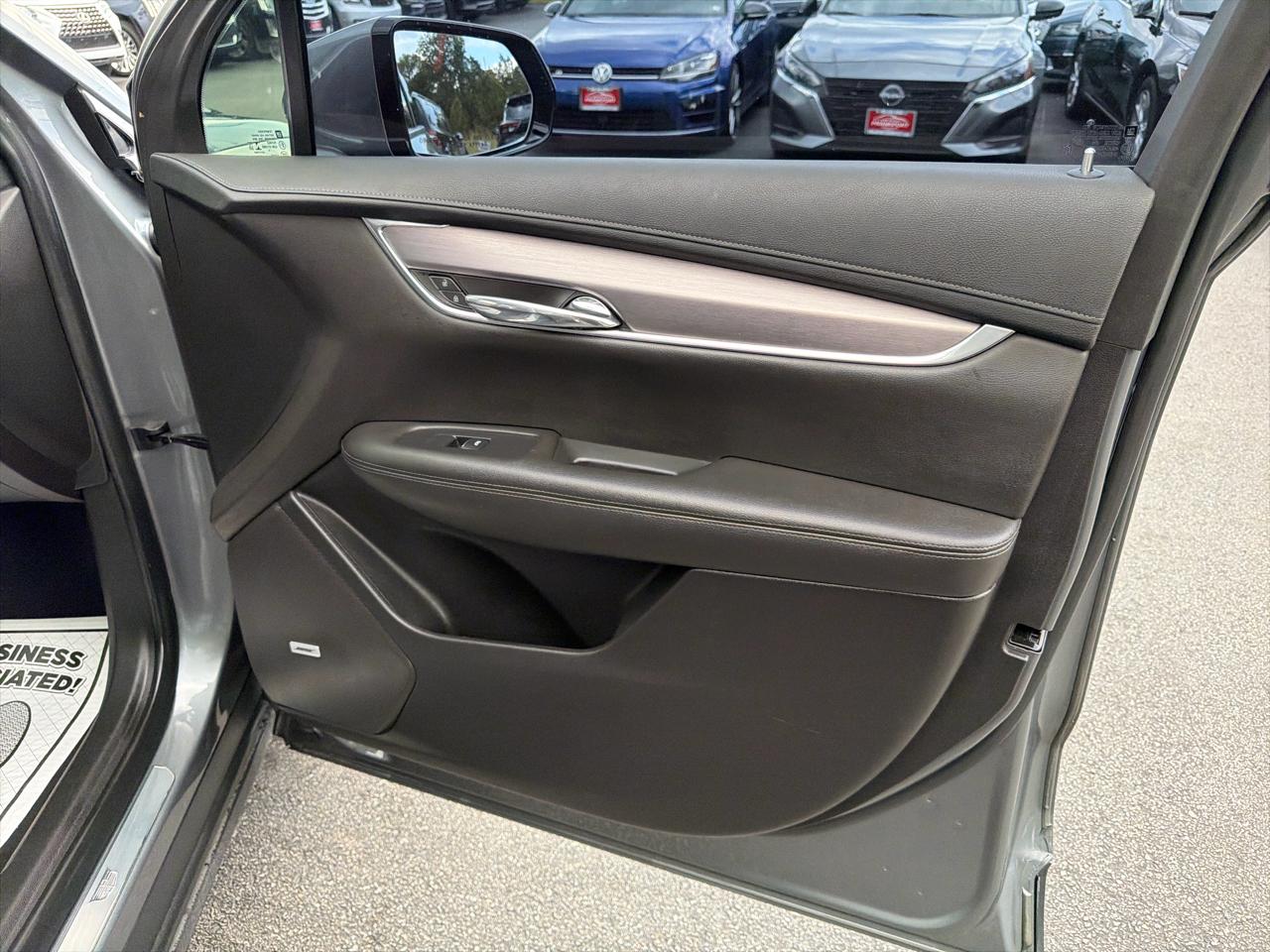 Cadillac XT6 FWD 4dr Luxury 2021