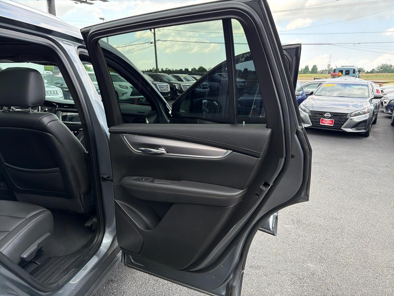 Cadillac XT6 FWD 4dr Luxury 2021