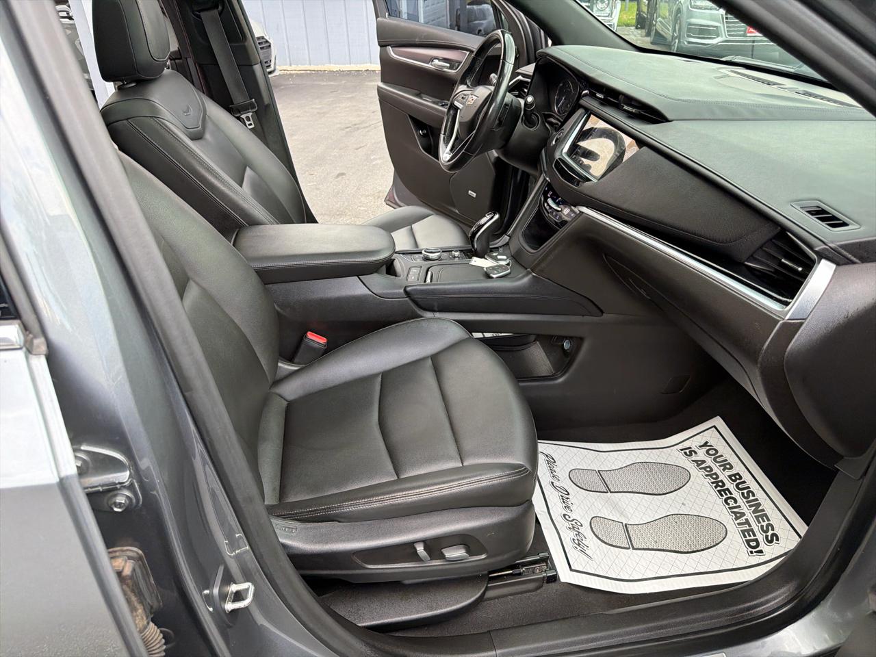 Cadillac XT6 FWD 4dr Luxury 2021
