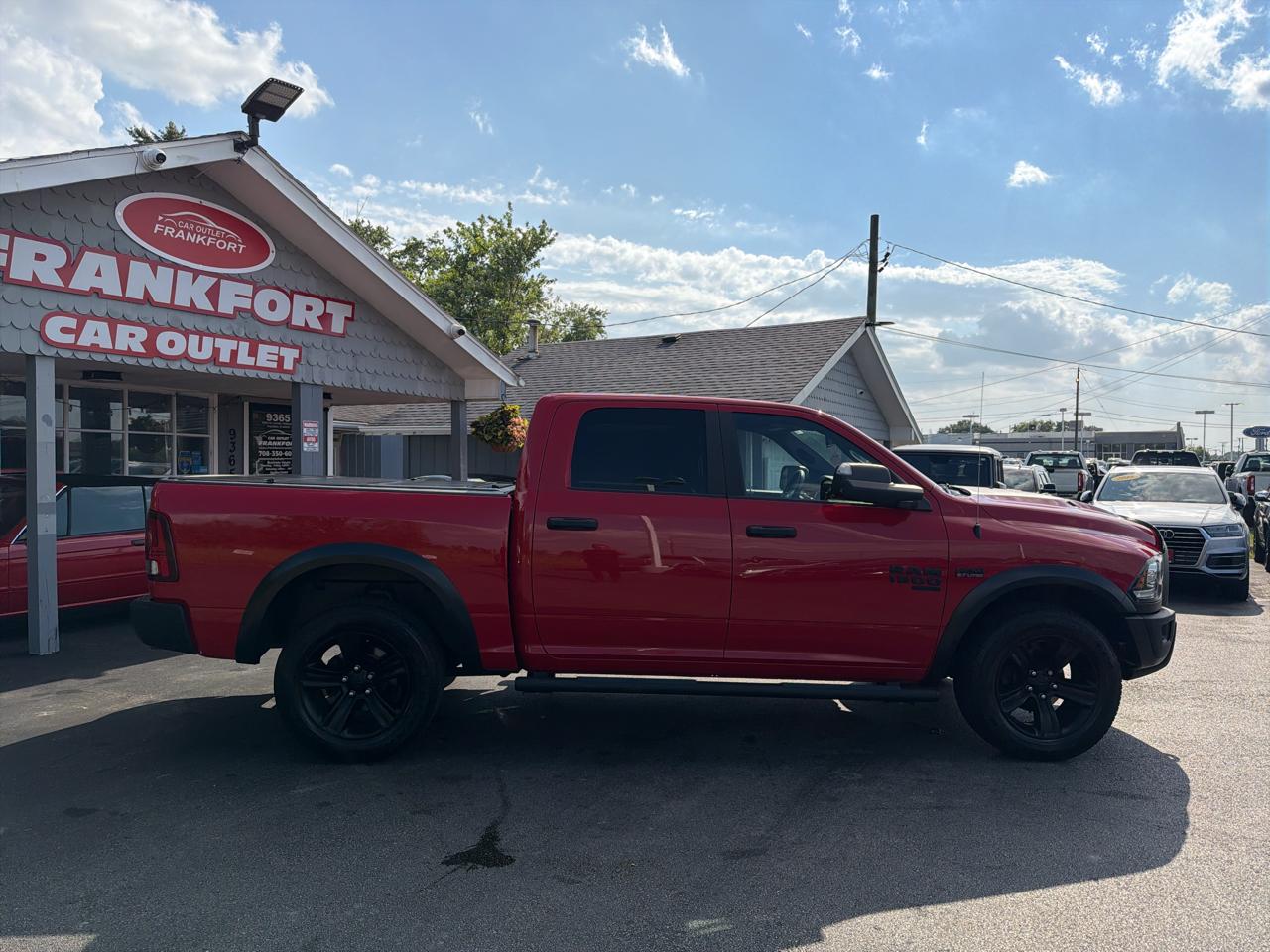 RAM 1500 Classic Warlock 4x4 Crew Cab 5'7" Box 2021