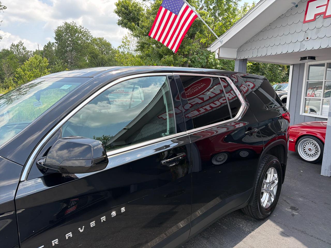 Chevrolet Traverse FWD 4dr LS w/1LS 2020