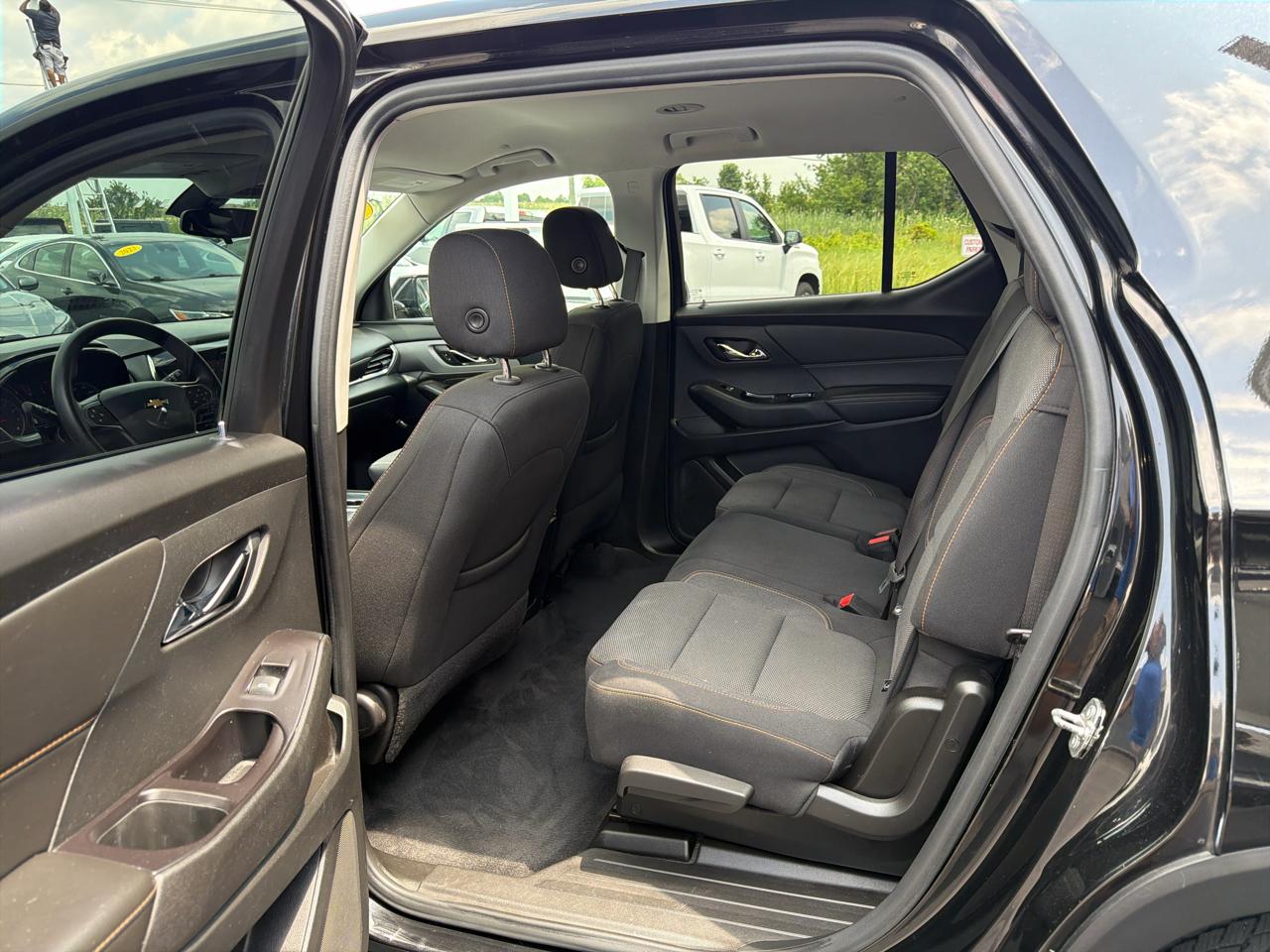 Chevrolet Traverse FWD 4dr LS w/1LS 2020