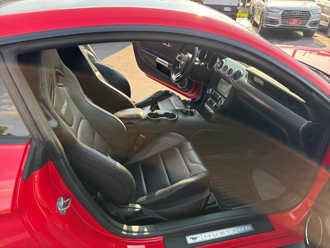 Ford Mustang 2dr Fastback GT Premium 2016