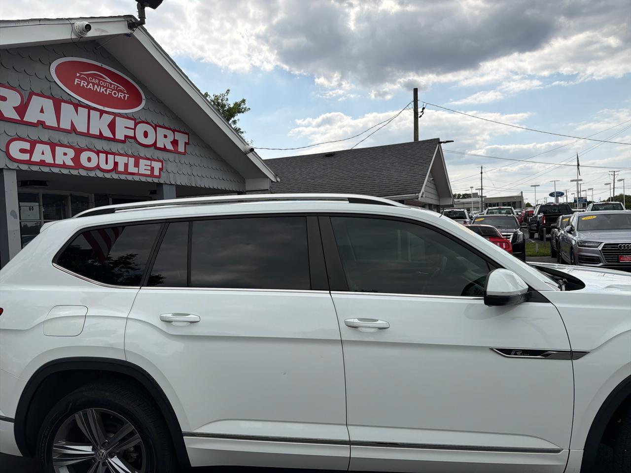 Volkswagen Atlas 3.6L V6 SEL R-Line FWD 2019