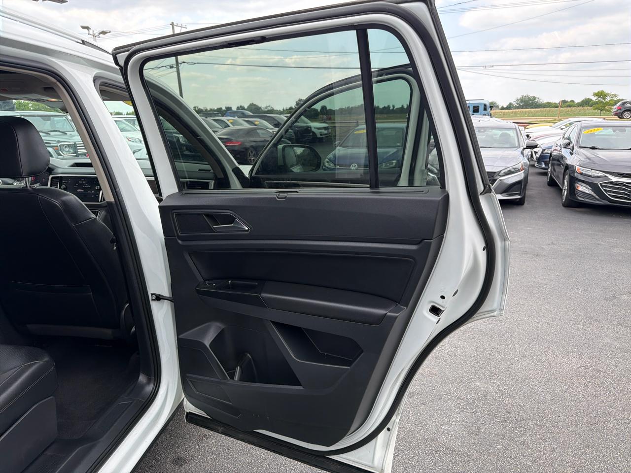 Volkswagen Atlas 3.6L V6 SEL R-Line FWD 2019