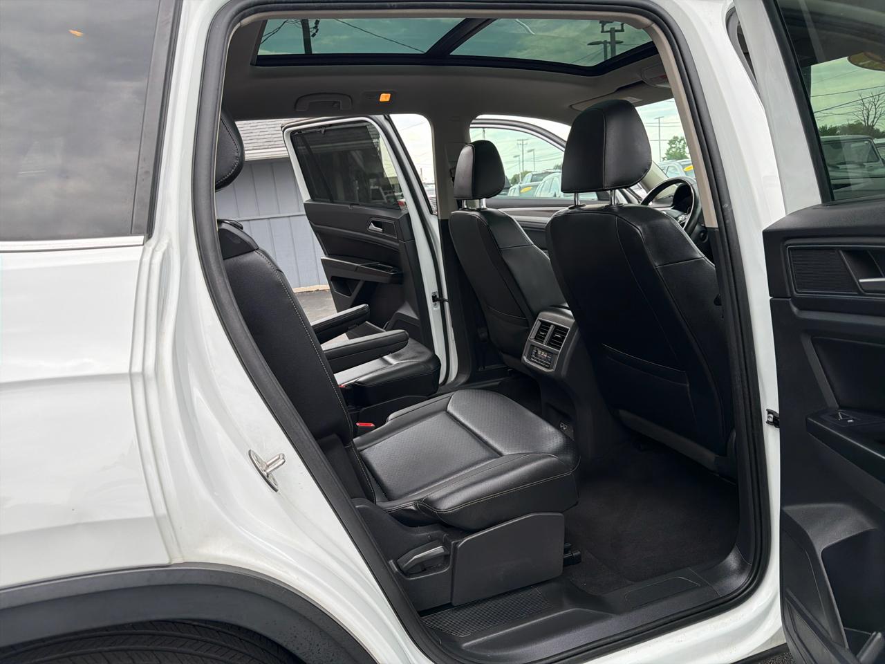 Volkswagen Atlas 3.6L V6 SEL R-Line FWD 2019