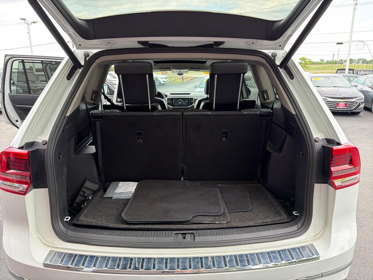 Volkswagen Atlas 3.6L V6 SEL R-Line FWD 2019