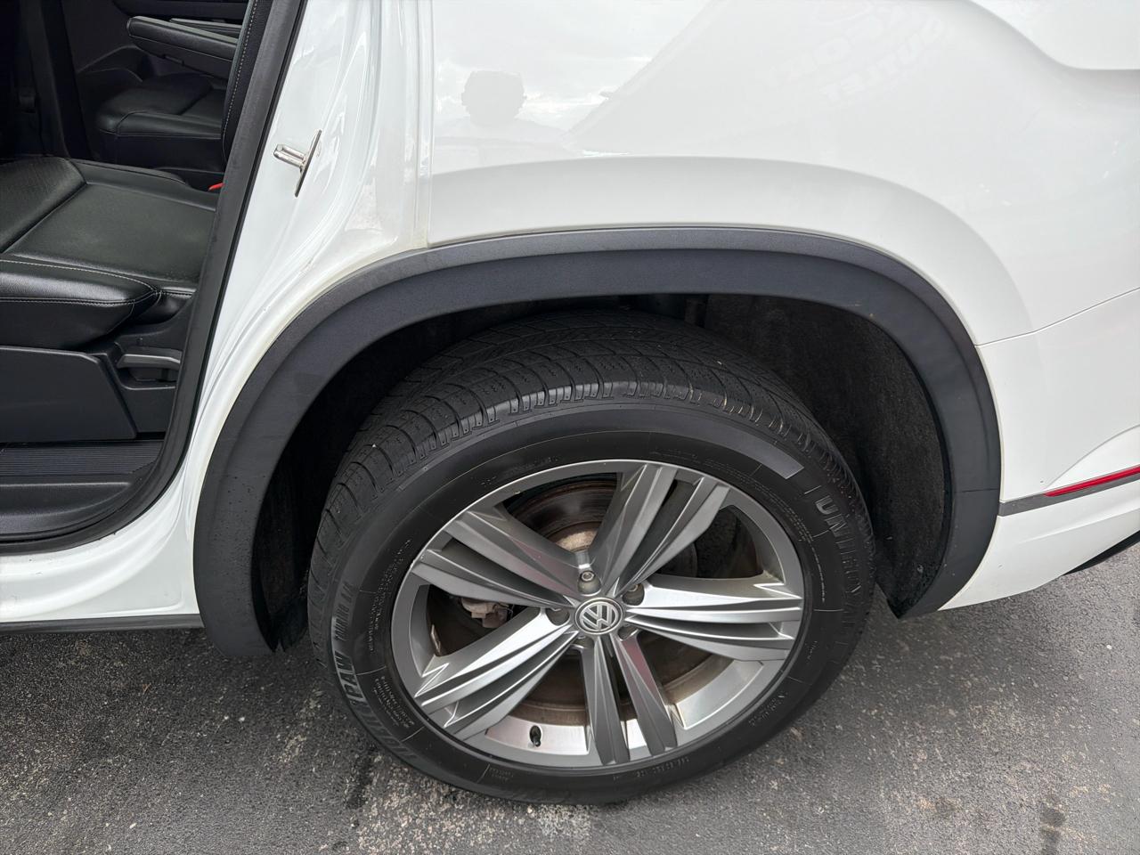 Volkswagen Atlas 3.6L V6 SEL R-Line FWD 2019