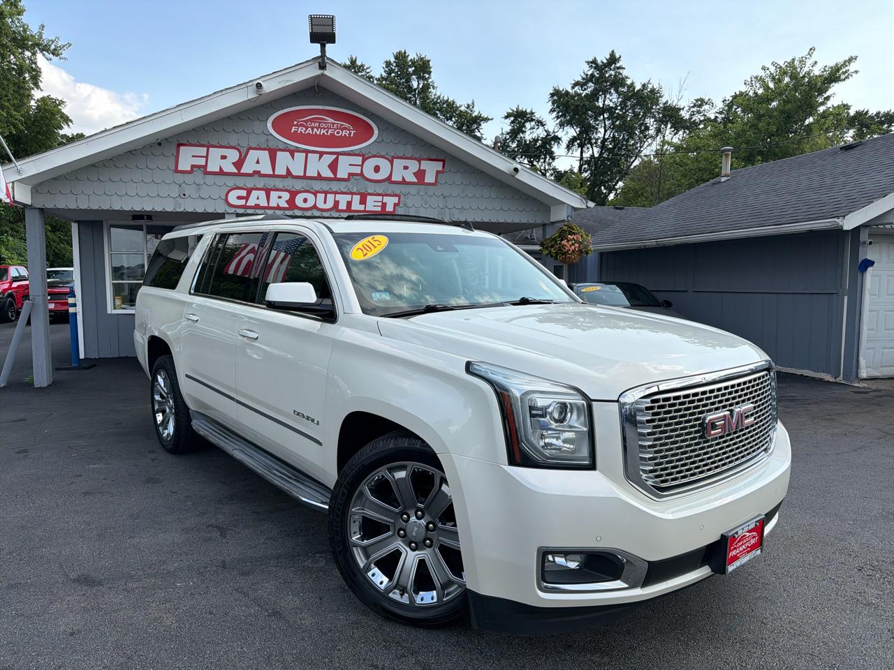 GMC Yukon XL 4WD 4dr Denali 2015