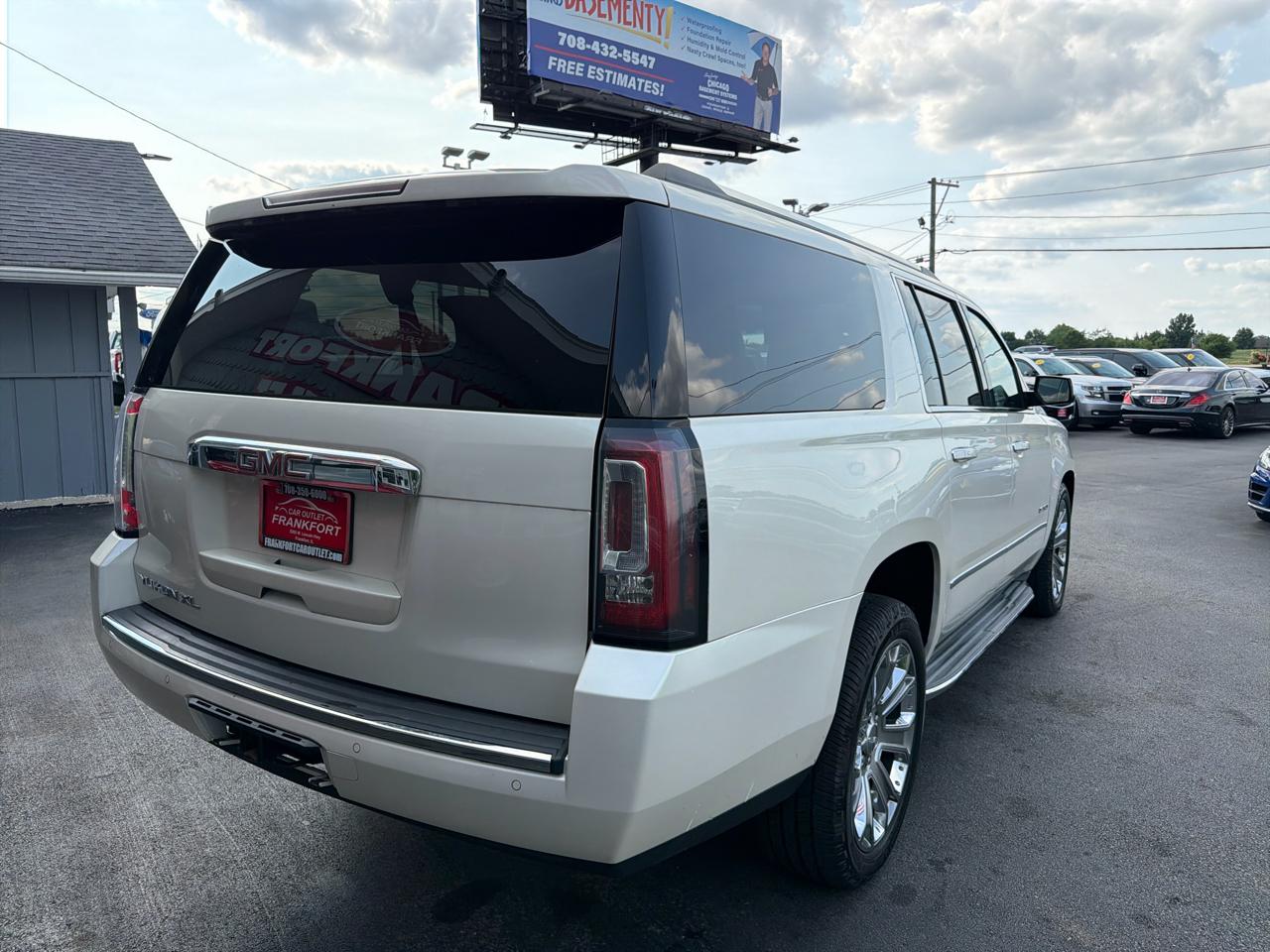 GMC Yukon XL 4WD 4dr Denali 2015
