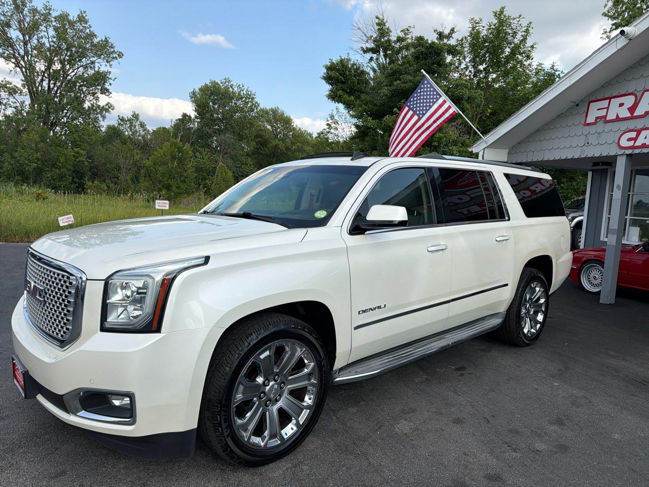 GMC Yukon XL 4WD 4dr Denali 2015