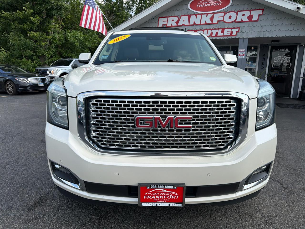 GMC Yukon XL 4WD 4dr Denali 2015
