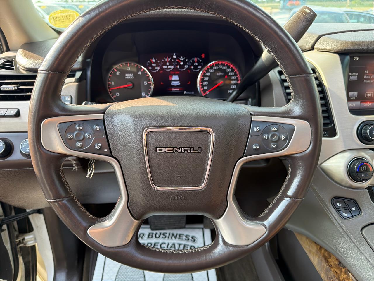 GMC Yukon XL 4WD 4dr Denali 2015