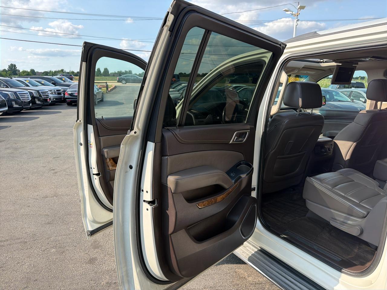 GMC Yukon XL 4WD 4dr Denali 2015