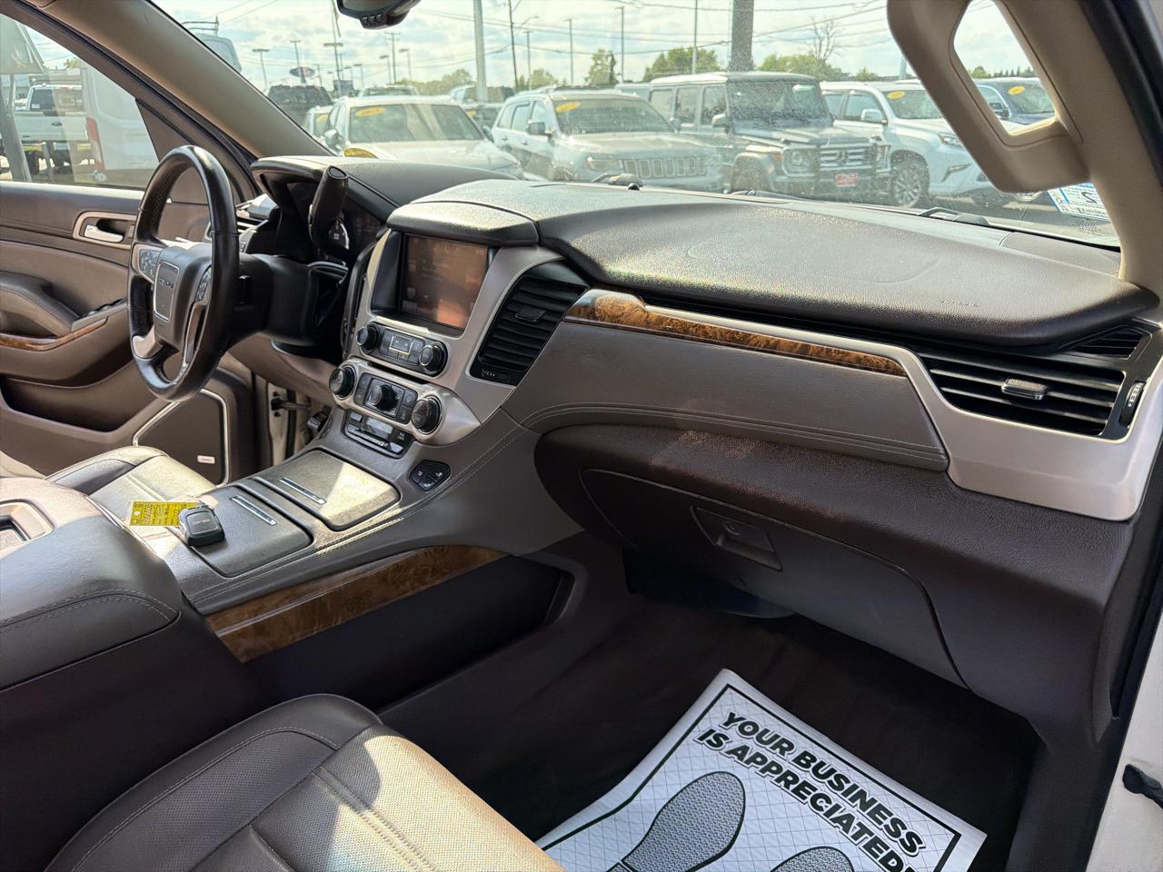 GMC Yukon XL 4WD 4dr Denali 2015