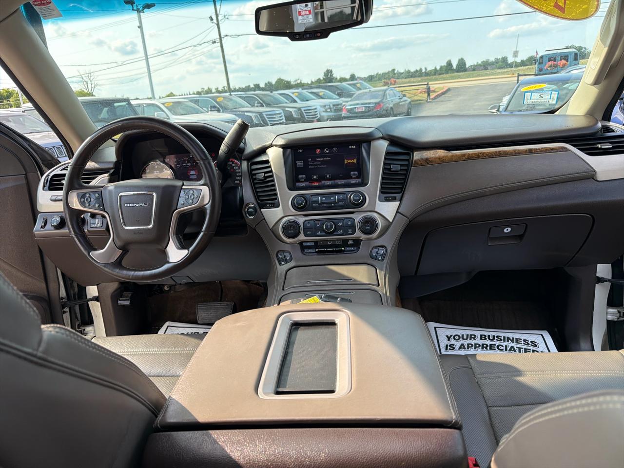 GMC Yukon XL 4WD 4dr Denali 2015