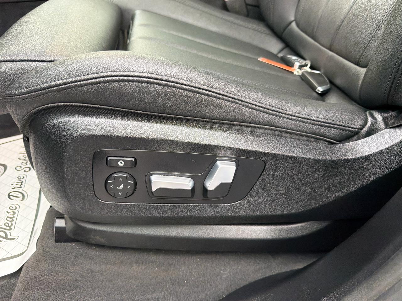 BMW X5 xDrive40i Sports Activity Vehicle 2020