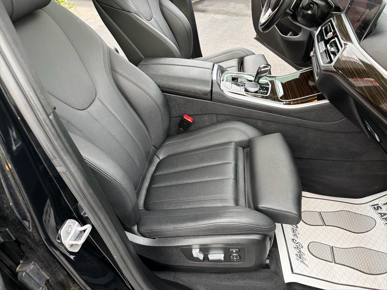 BMW X5 xDrive40i Sports Activity Vehicle 2020