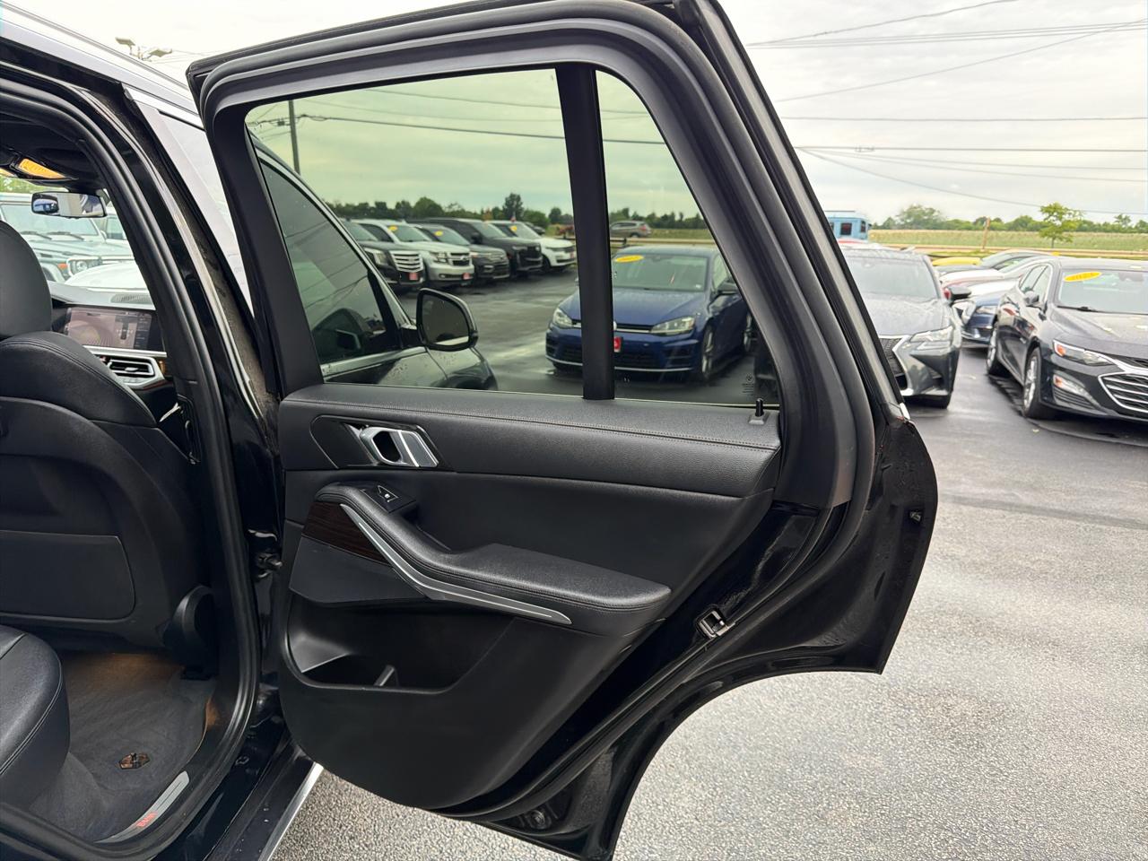 BMW X5 xDrive40i Sports Activity Vehicle 2020