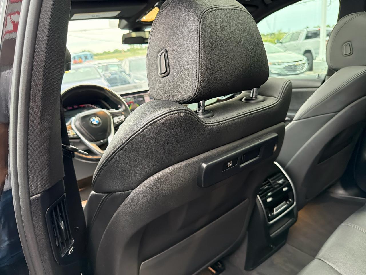 BMW X5 xDrive40i Sports Activity Vehicle 2020