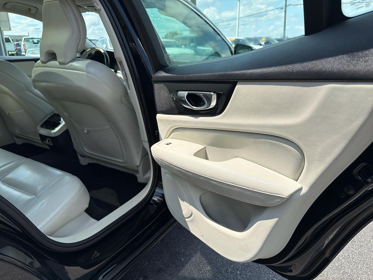 Volvo S60 T5 FWD Inscription 2019