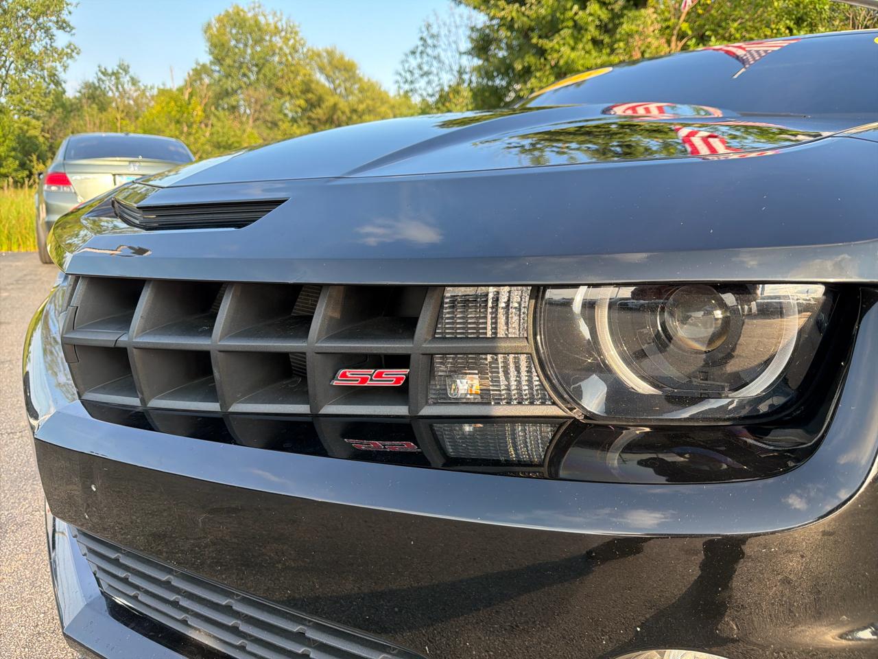 Chevrolet Camaro 2dr Cpe SS w/2SS 2013