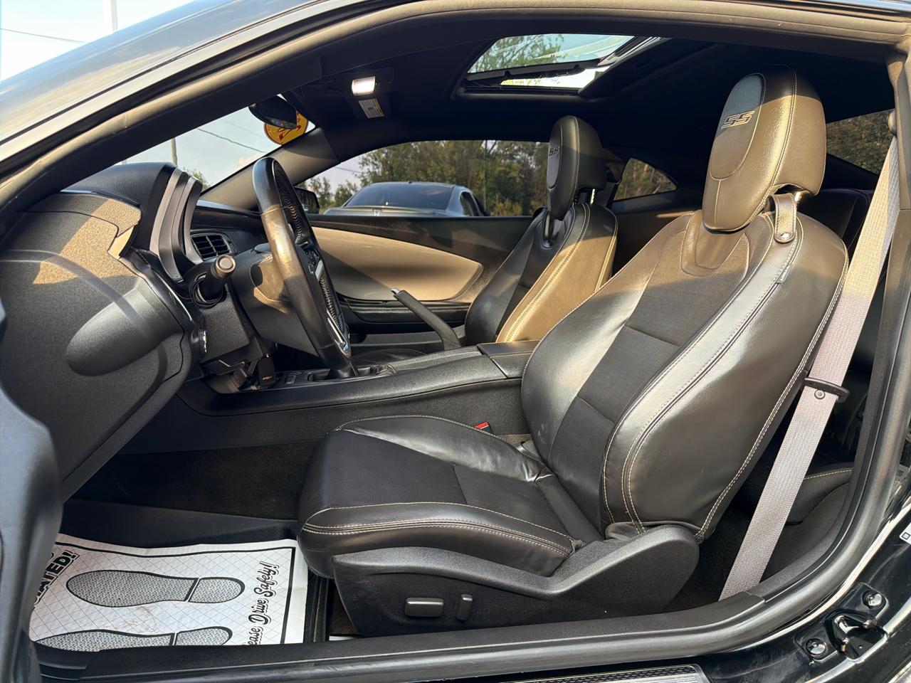 Chevrolet Camaro 2dr Cpe SS w/2SS 2013