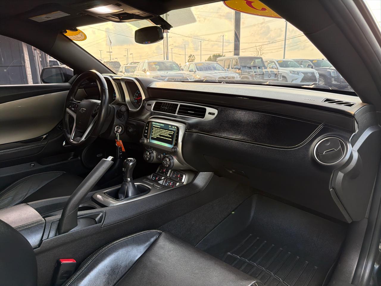 Chevrolet Camaro 2dr Cpe SS w/2SS 2013