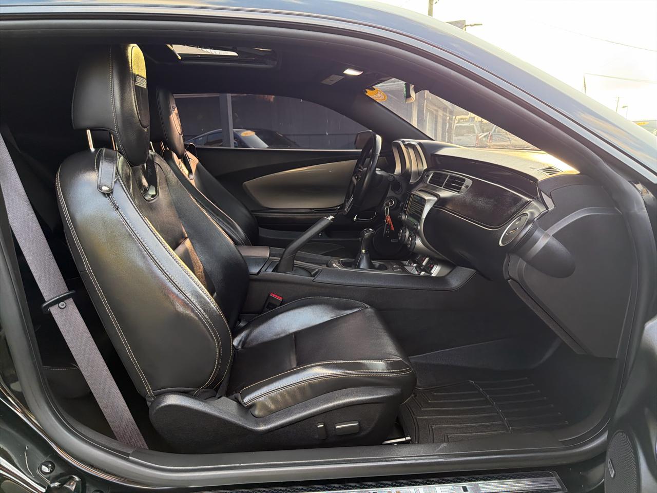 Chevrolet Camaro 2dr Cpe SS w/2SS 2013