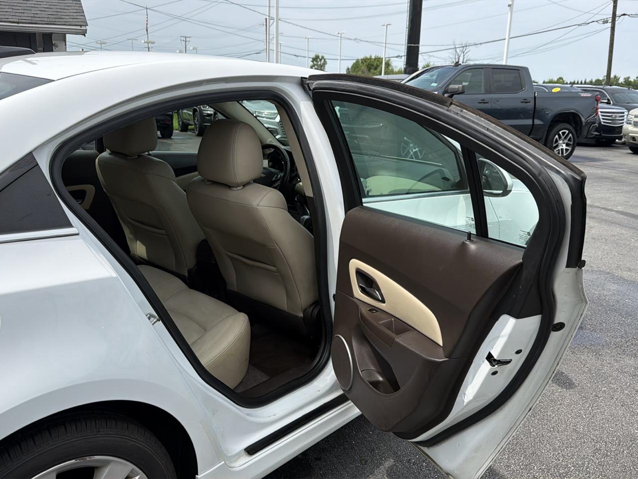 Chevrolet Cruze 4dr Sdn LTZ 2013