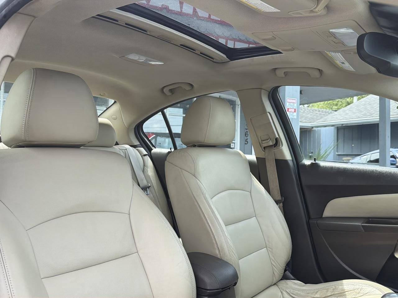 Chevrolet Cruze 4dr Sdn LTZ 2013