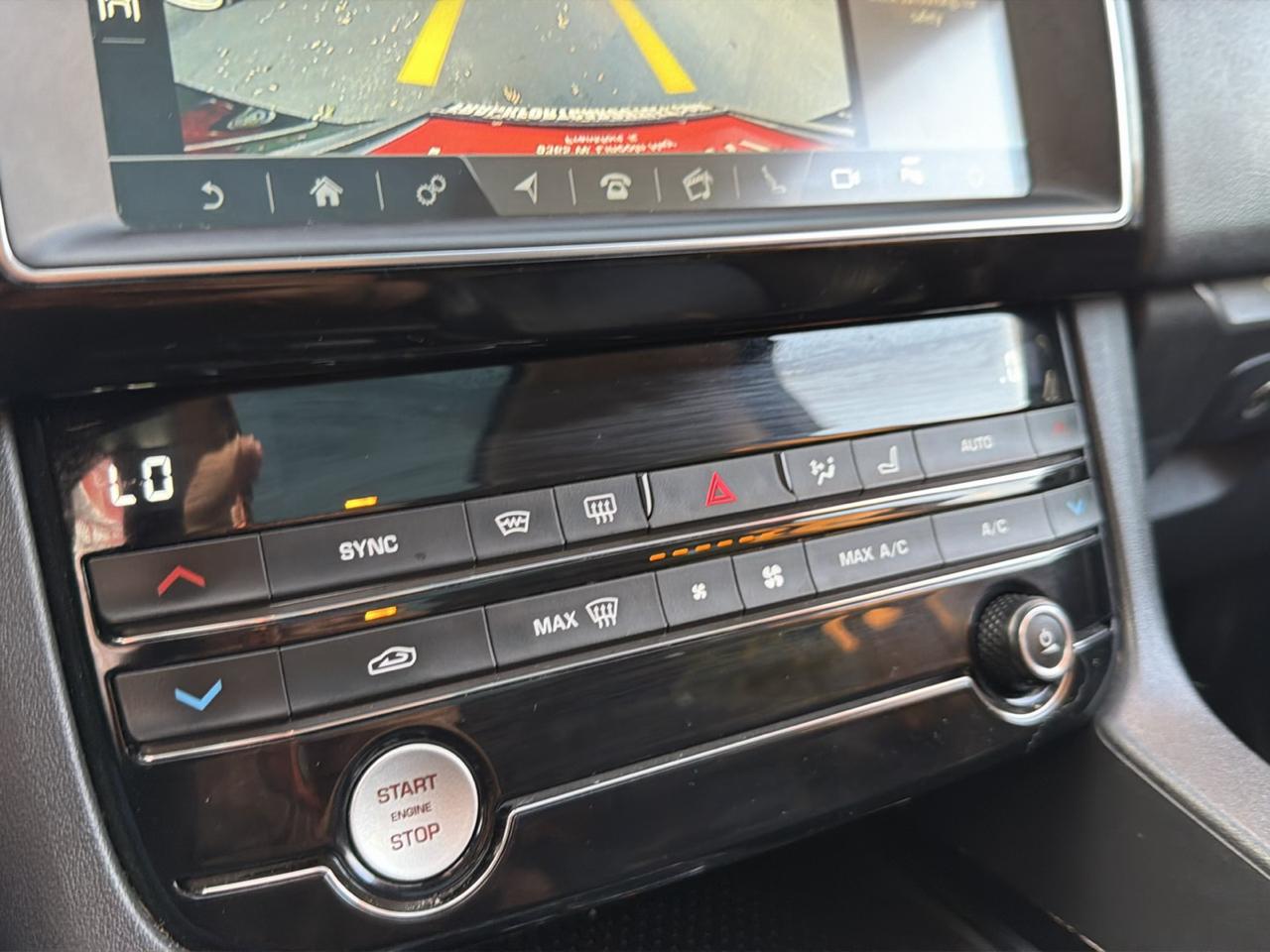 Jaguar F-Pace 25t Premium AWD 2020