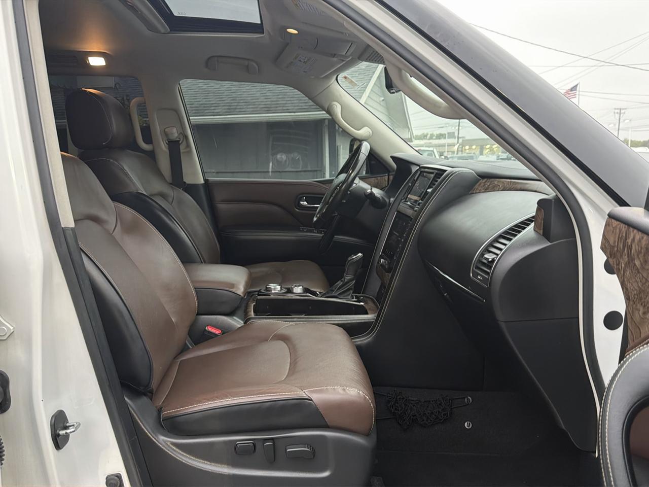 Infiniti QX80 PREMIUM SELECT AWD 2021