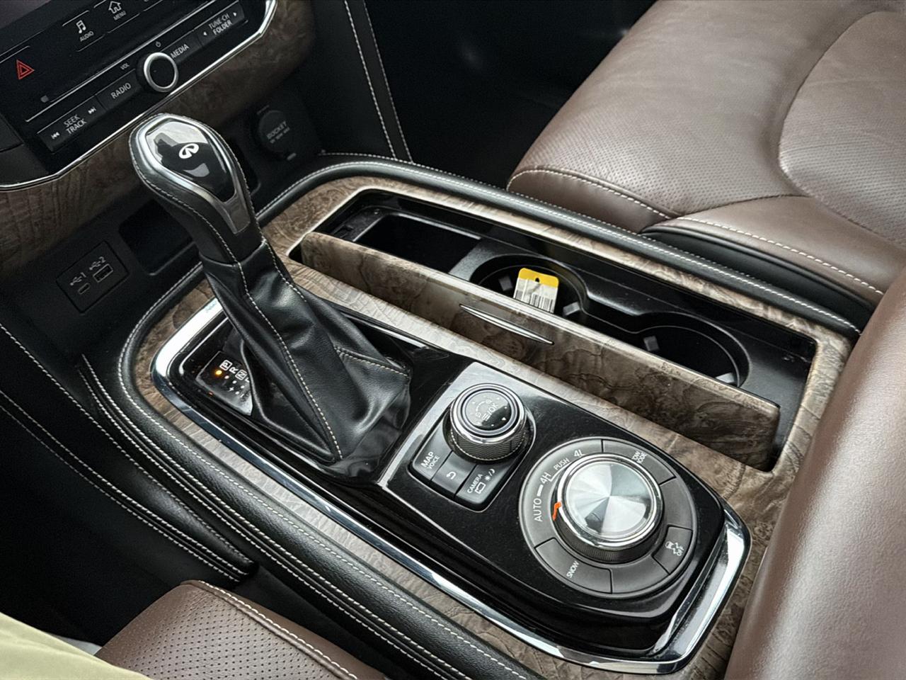 Infiniti QX80 PREMIUM SELECT AWD 2021