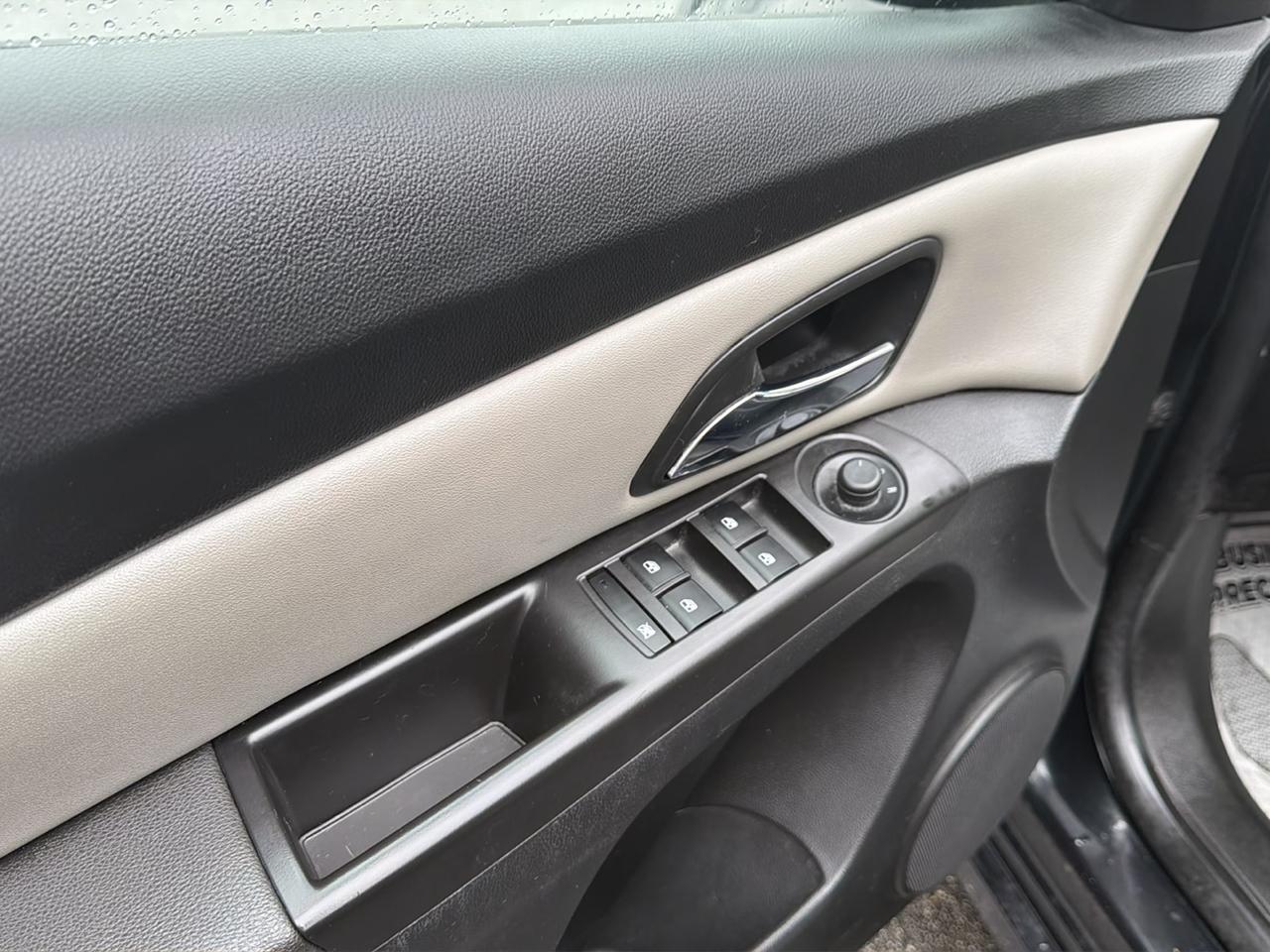 Chevrolet Cruze 4dr Sdn Auto LS 2014