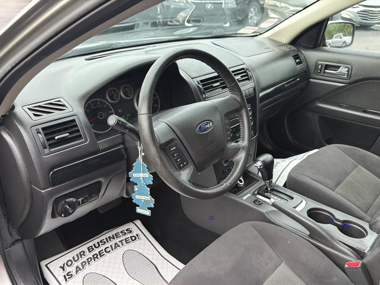 Ford Fusion 4dr Sdn V6 SEL FWD 2009