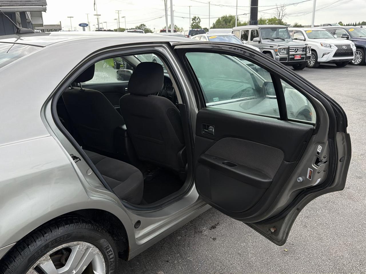 Ford Fusion 4dr Sdn V6 SEL FWD 2009