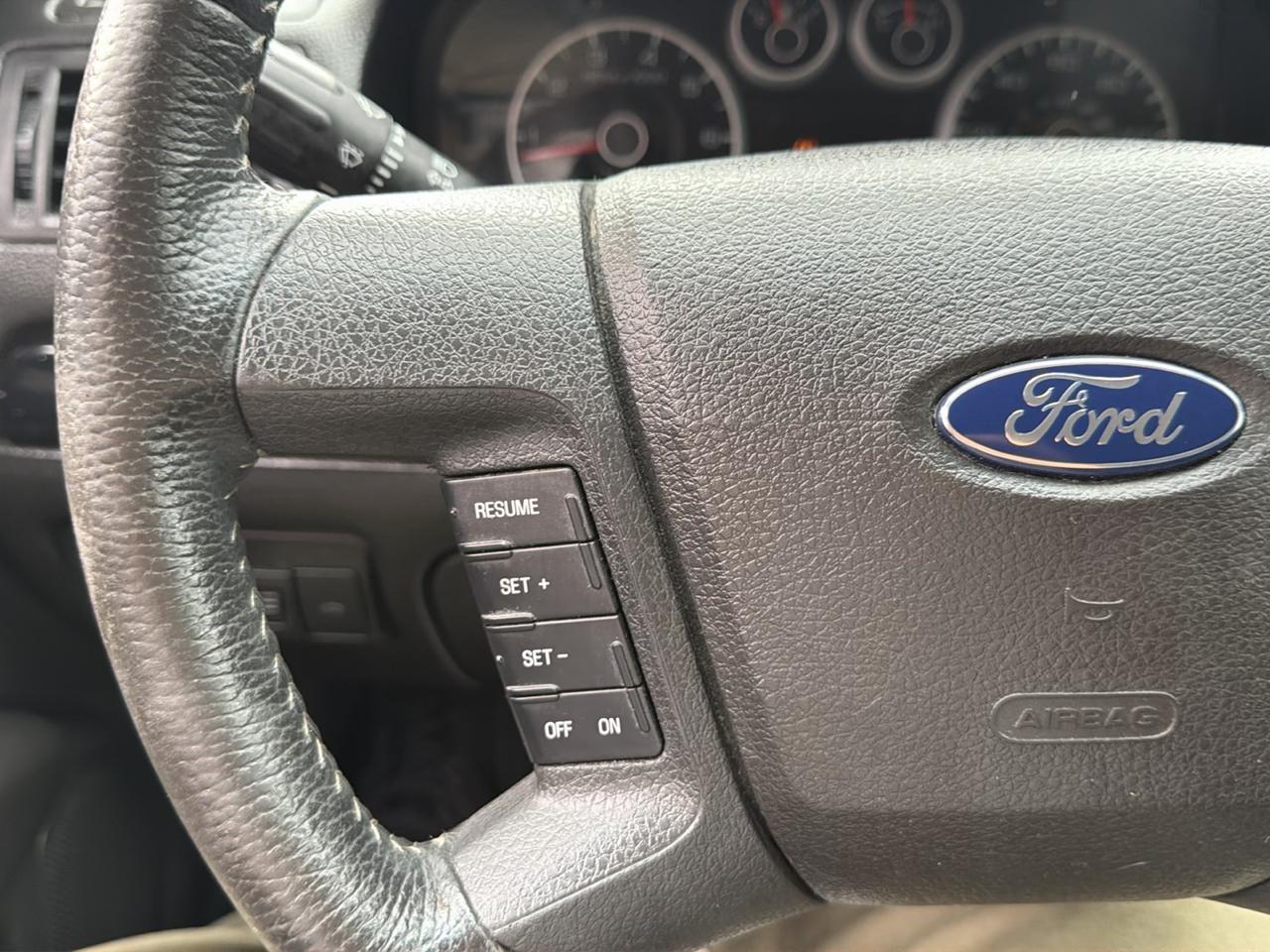Ford Fusion 4dr Sdn V6 SEL FWD 2009