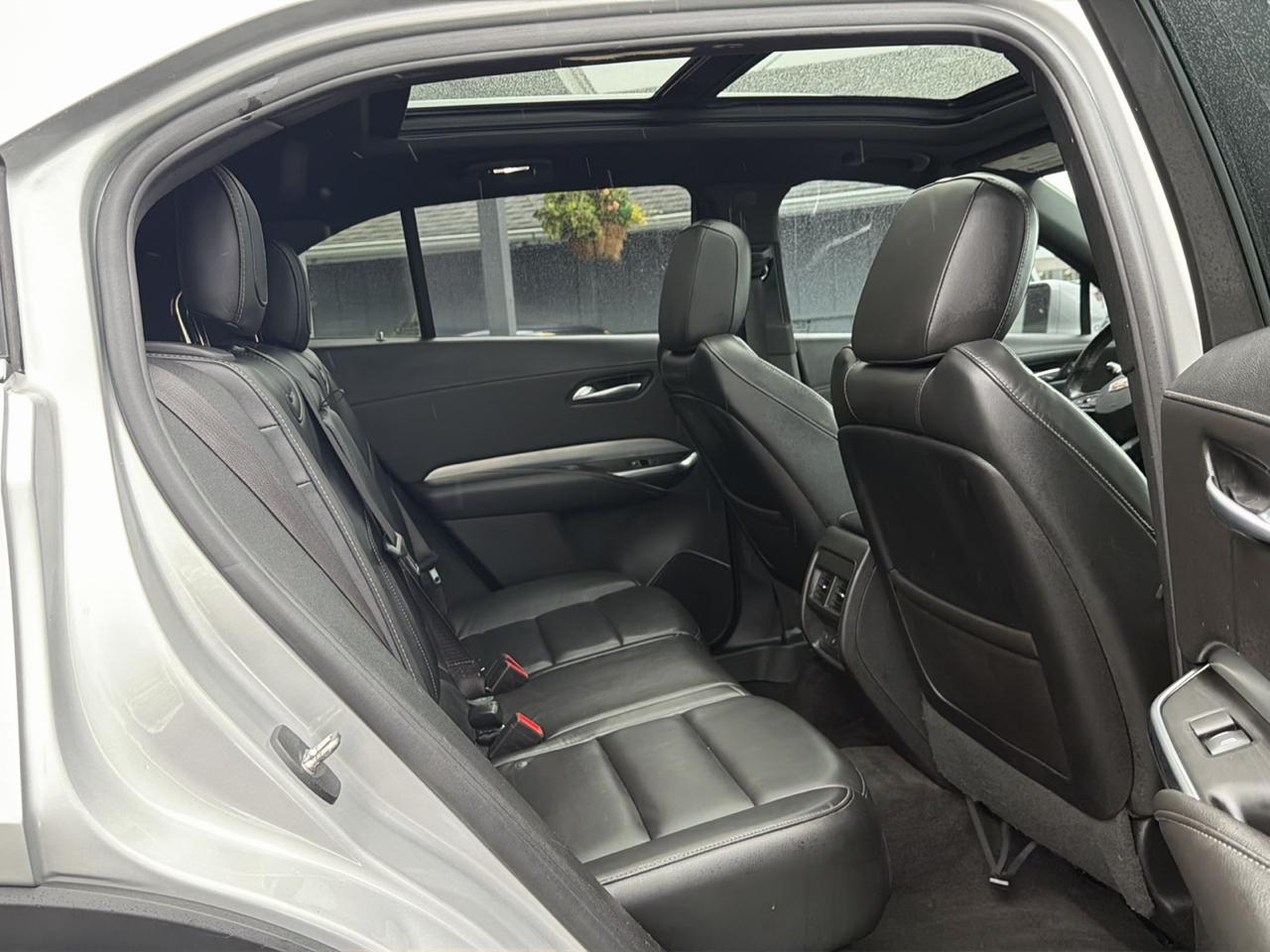 Cadillac XT4 FWD 4dr Premium Luxury 2019