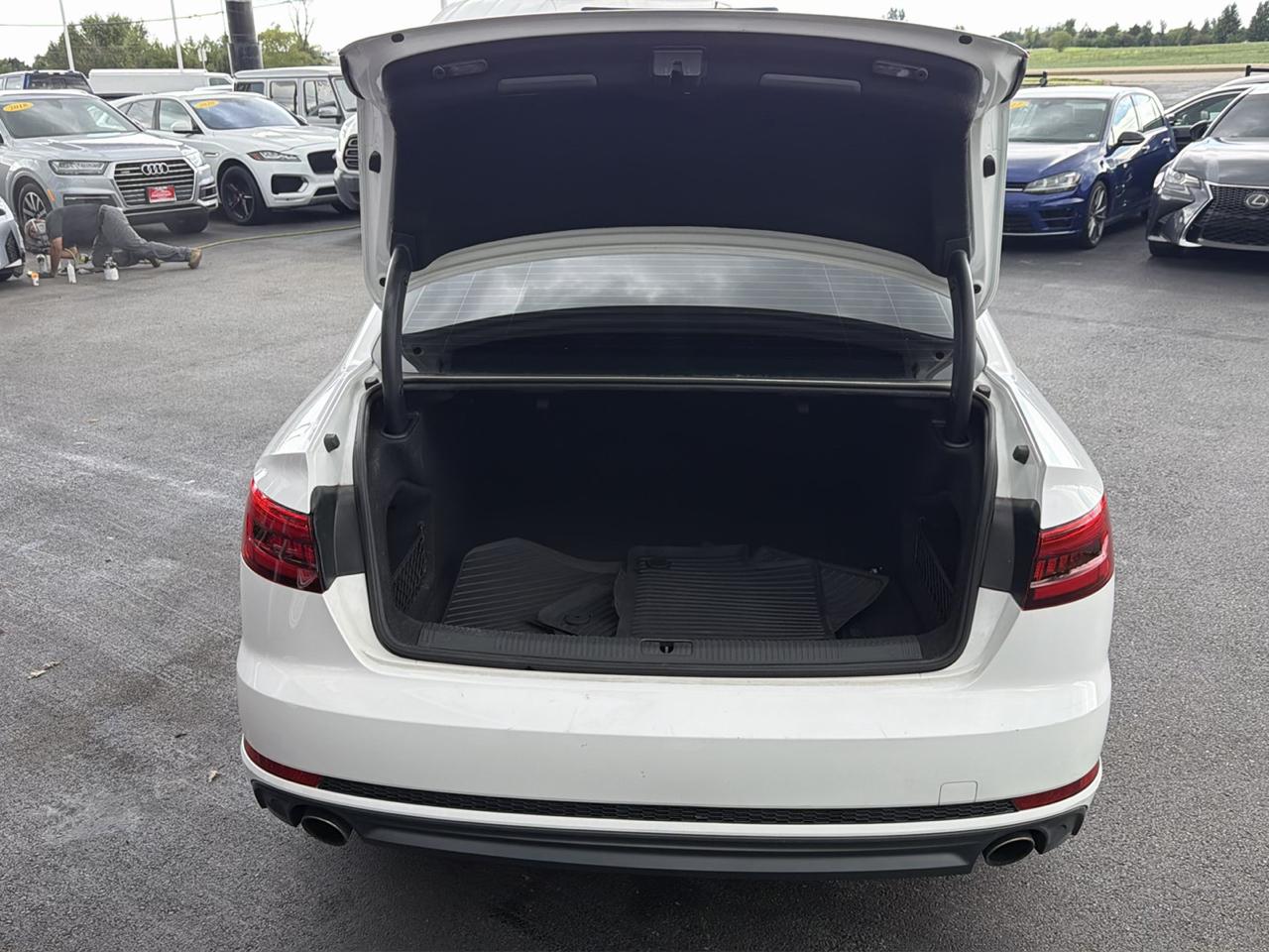 Audi A4 2.0 TFSI Auto Season of Audi Premium quattro AWD 2017