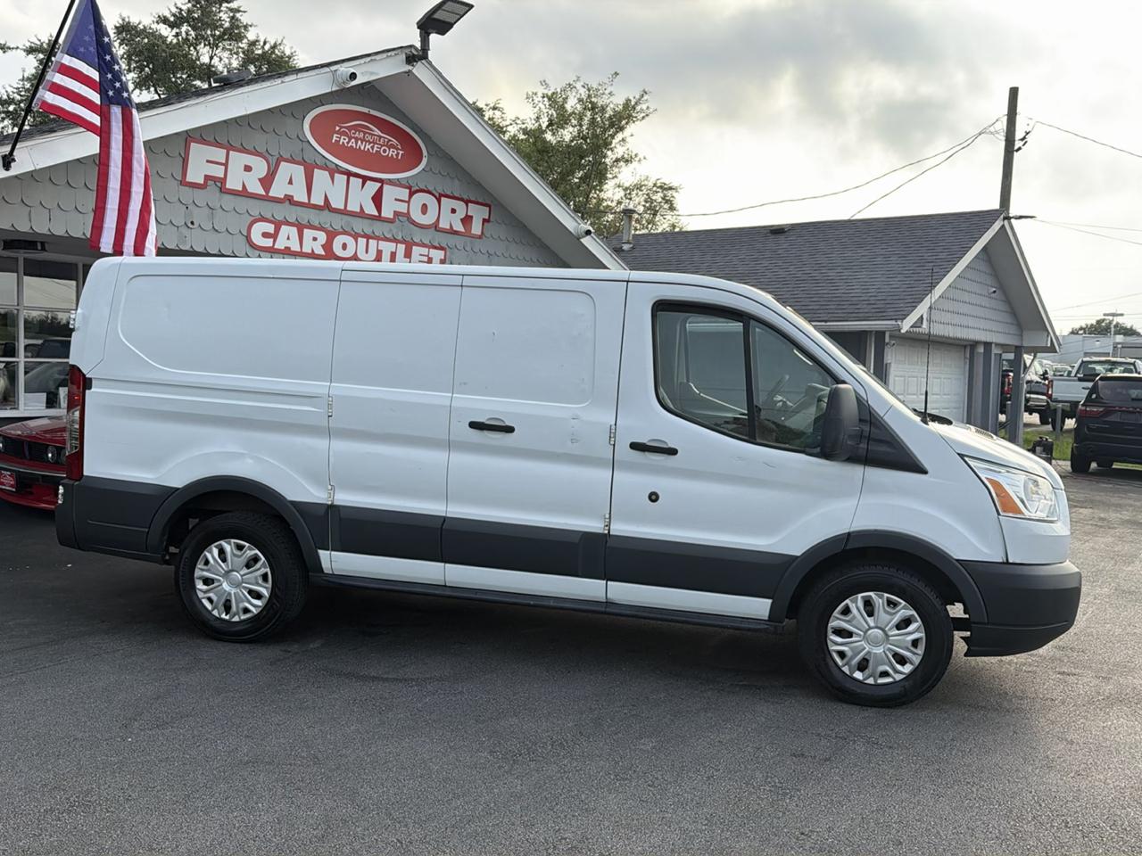 Ford Transit Cargo Van T-150 130" Low Rf 8600 GVWR Swing-Out RH Dr 2016