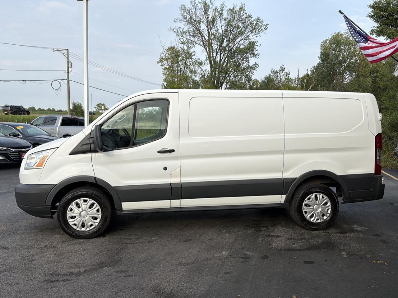 Ford Transit Cargo Van T-150 130" Low Rf 8600 GVWR Swing-Out RH Dr 2016