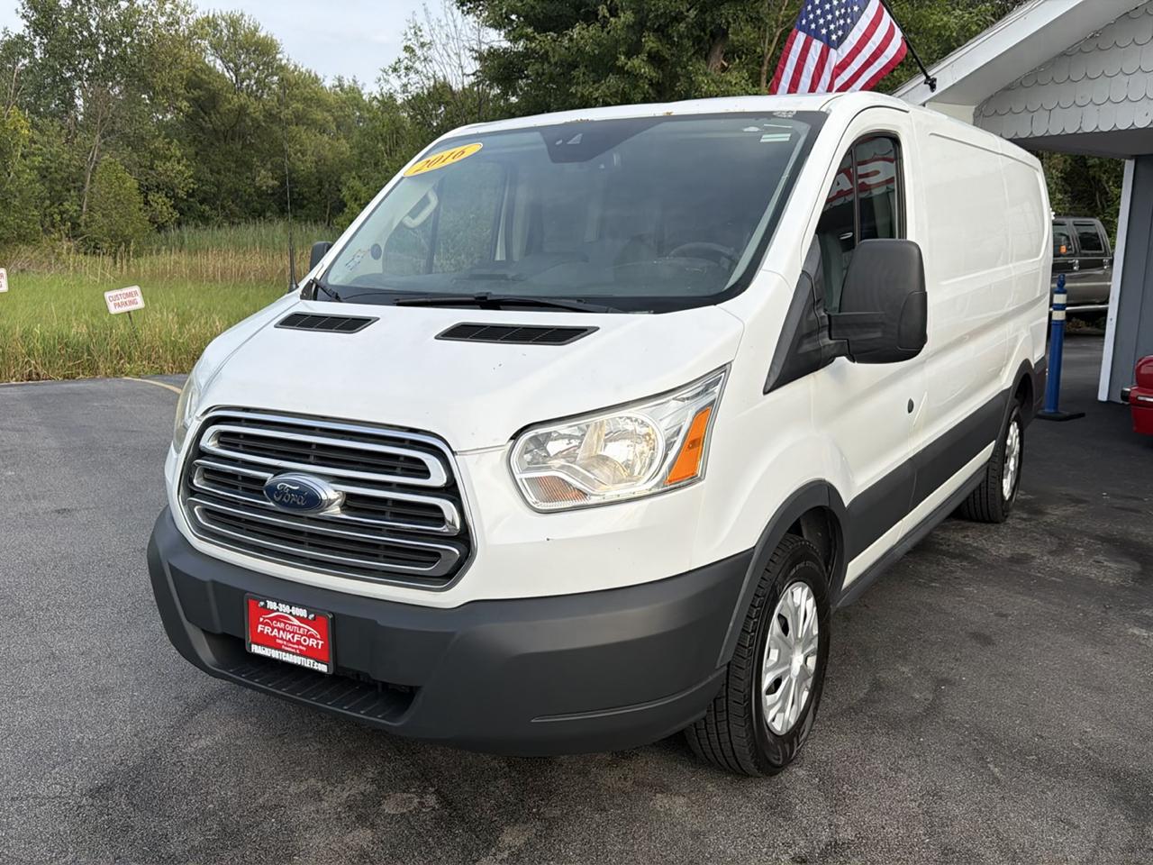 Ford Transit Cargo Van T-150 130" Low Rf 8600 GVWR Swing-Out RH Dr 2016