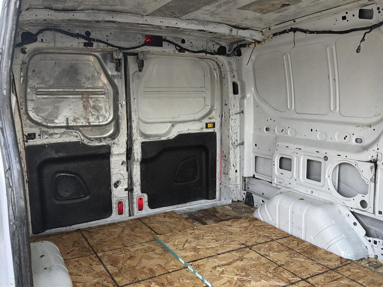 Ford Transit Cargo Van T-150 130" Low Rf 8600 GVWR Swing-Out RH Dr 2016