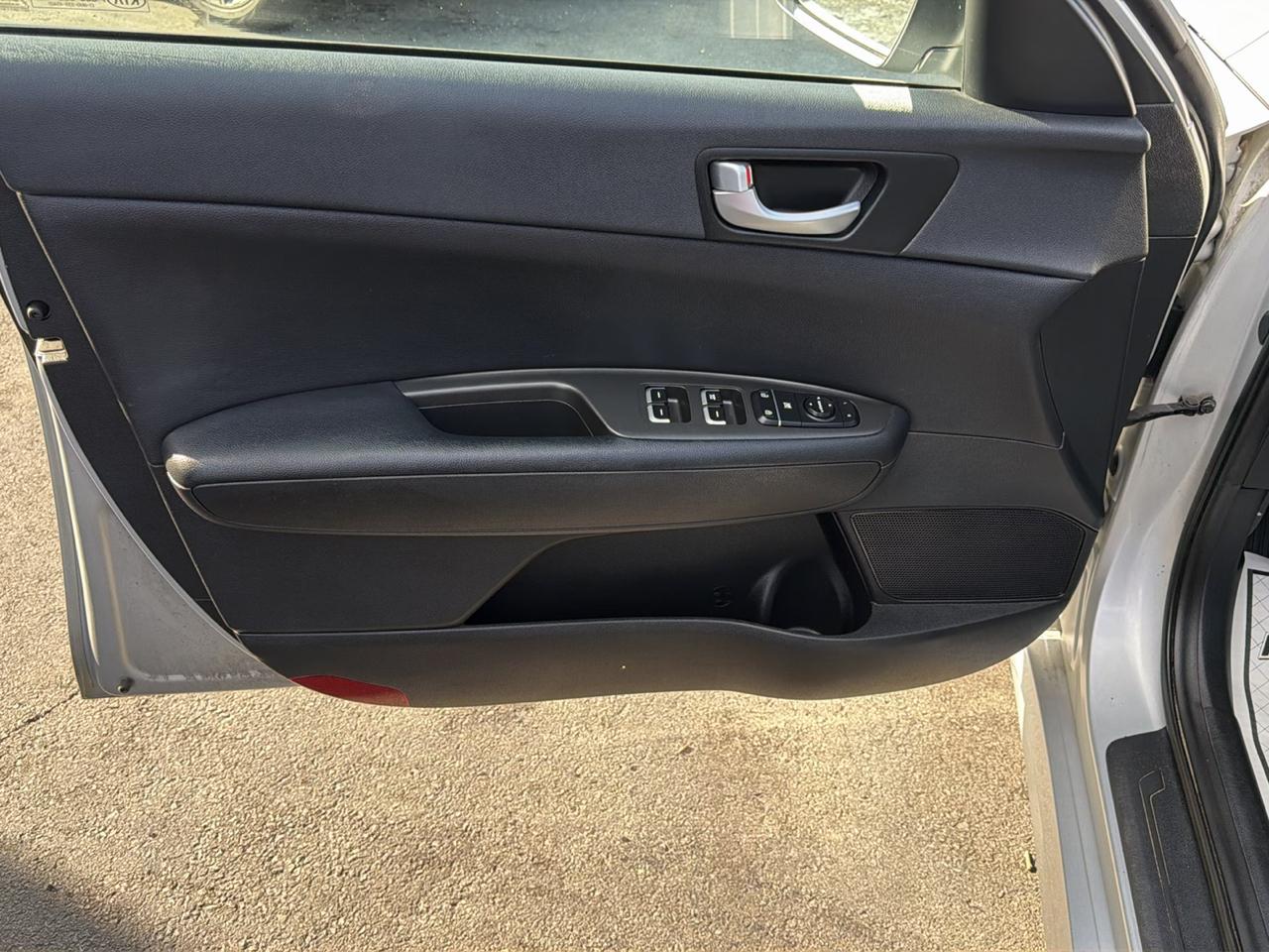 Kia Optima 4dr Sdn LX 2016