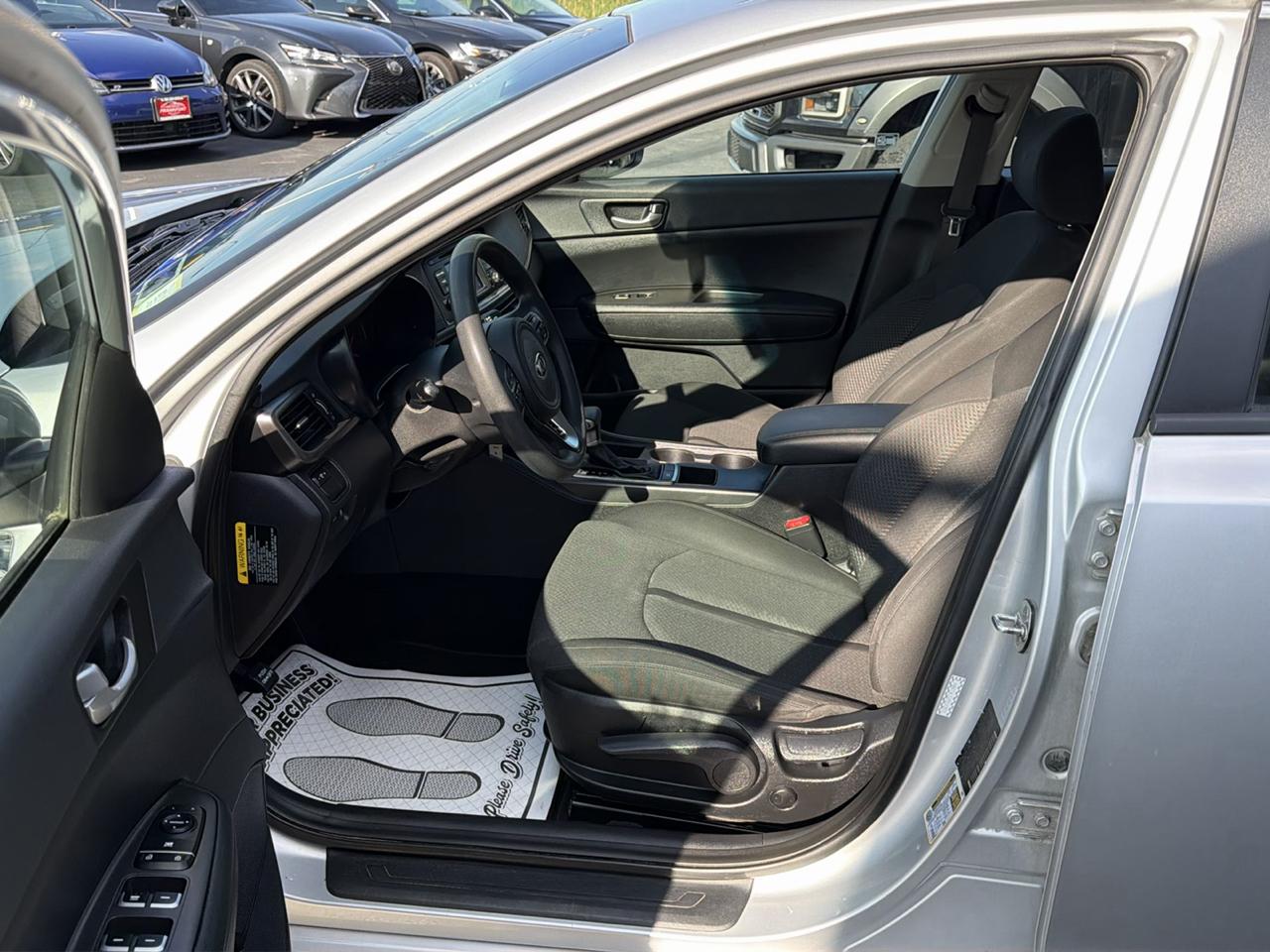 Kia Optima 4dr Sdn LX 2016