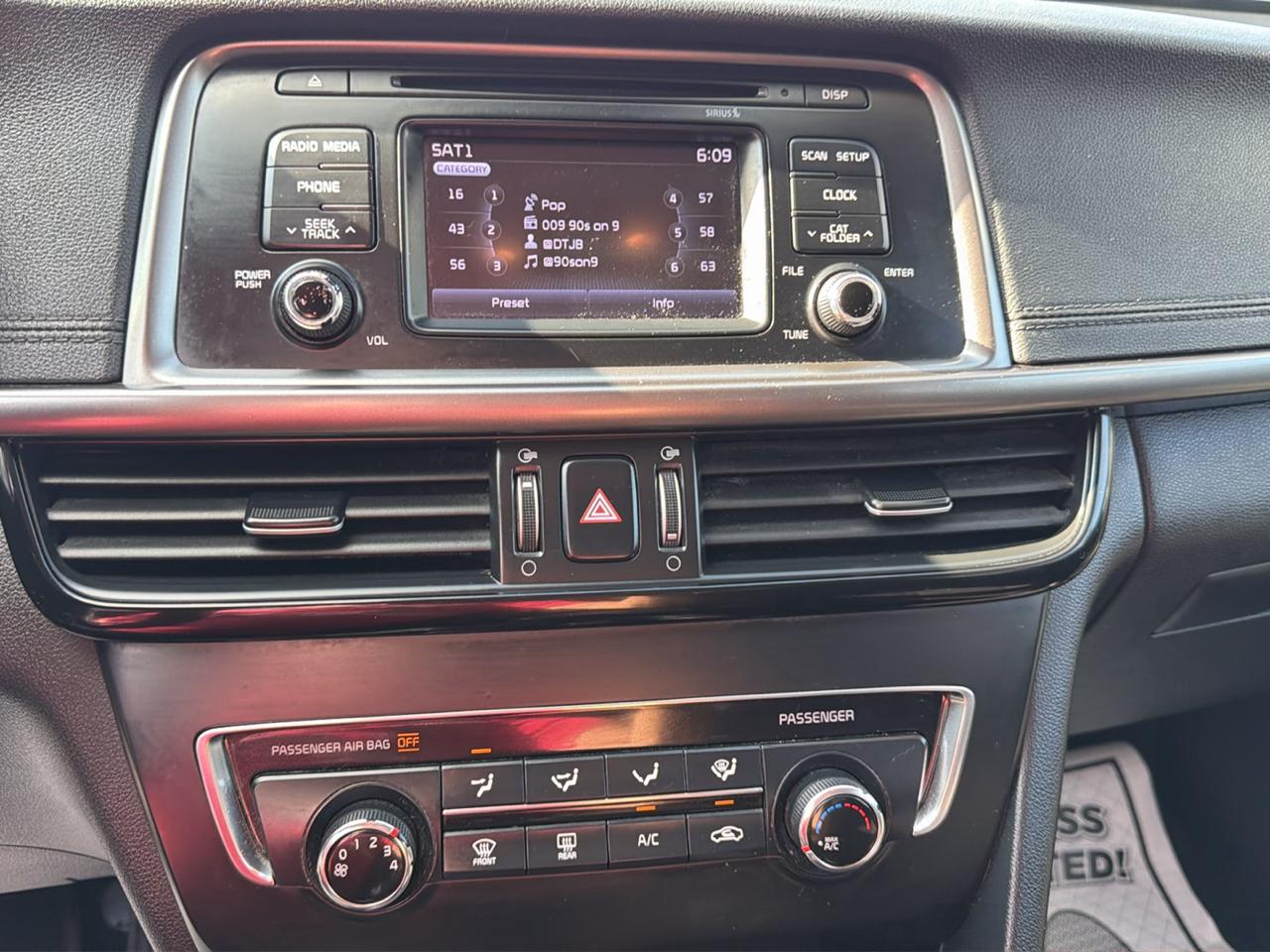 Kia Optima 4dr Sdn LX 2016